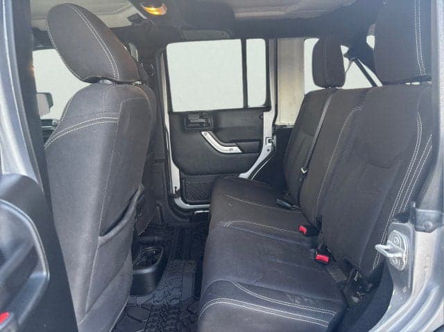 2017 JEEP Wrangler - Thumbnail 14