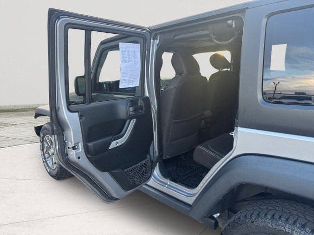 2017 JEEP Wrangler - Thumbnail 17