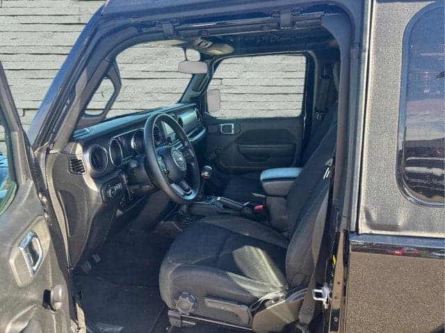 2022 JEEP Wrangler - Thumbnail 11