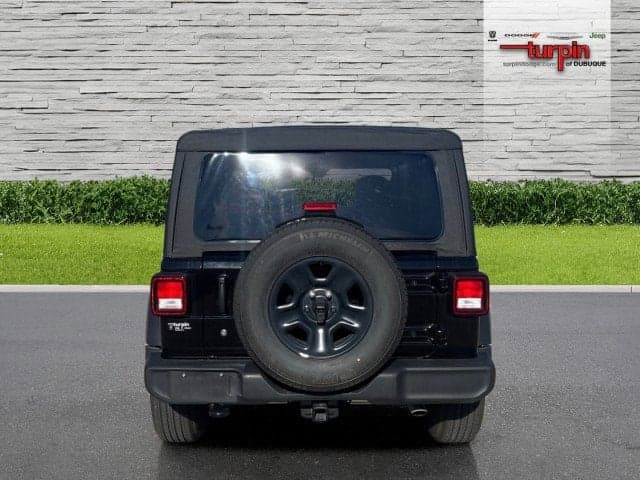 2022 JEEP Wrangler - Thumbnail 4
