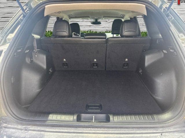 2019 JEEP Cherokee - Thumbnail 19