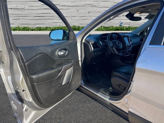 2019 JEEP Cherokee - Thumbnail 10