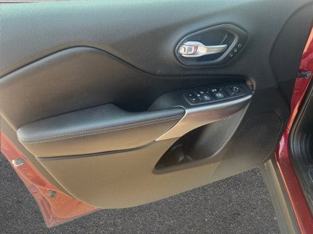 2019 JEEP Cherokee - Thumbnail 14