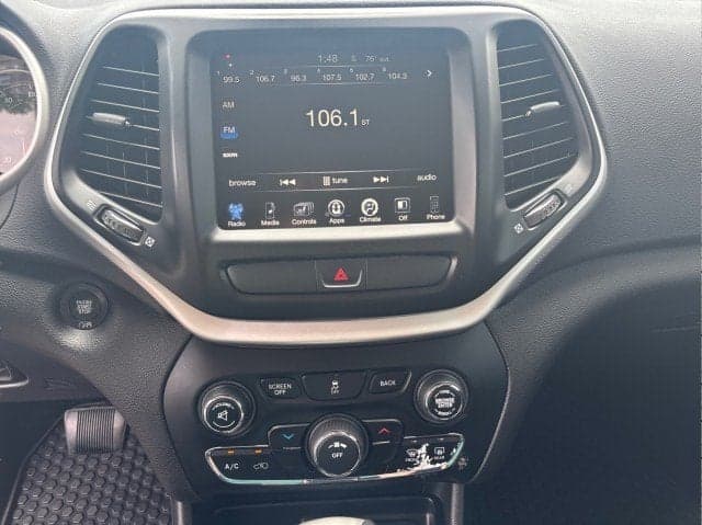 2018 JEEP Cherokee - Thumbnail 11