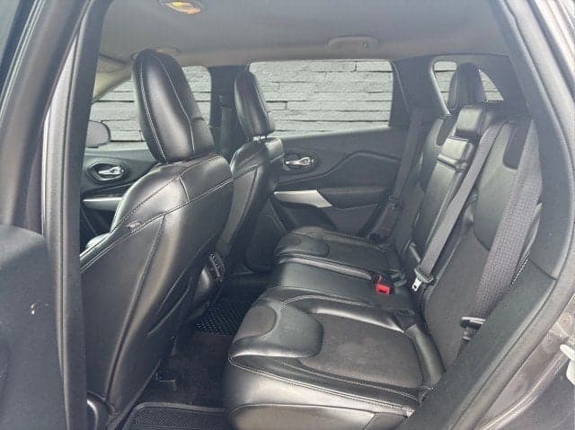 2018 JEEP Cherokee - Thumbnail 14