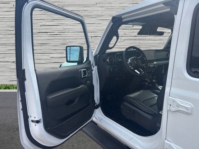 2026 JEEP Wrangler Sahara - Thumbnail 10