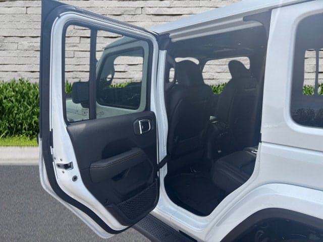 2026 JEEP Wrangler Sahara - Thumbnail 19