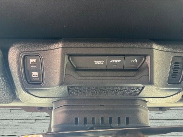 2026 JEEP Wrangler Sahara - Thumbnail 16