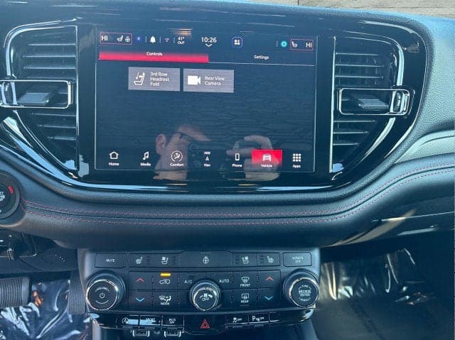 2024 DODGE Durango - Thumbnail 16