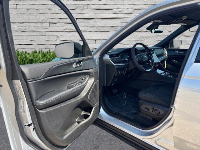 2025 JEEP Grand Cherokee - Thumbnail 10