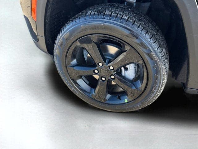 2025 JEEP Grand Cherokee - Thumbnail 24