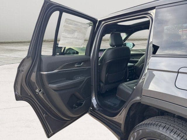 2025 JEEP Grand Cherokee - Thumbnail 21