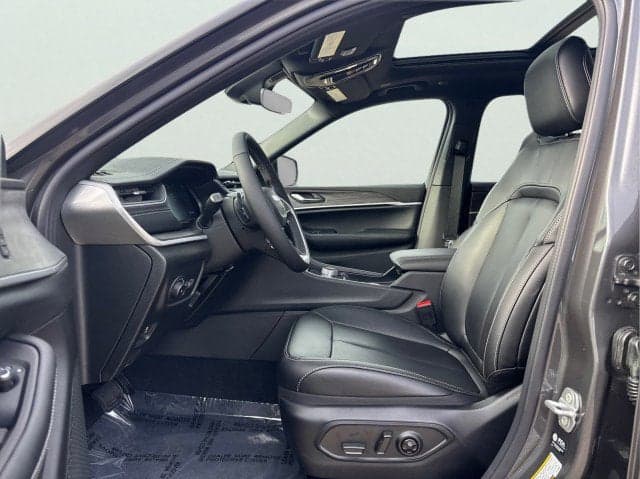 2025 JEEP Grand Cherokee - Thumbnail 9