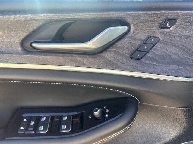 2023 JEEP Grand Cherokee - Thumbnail 12