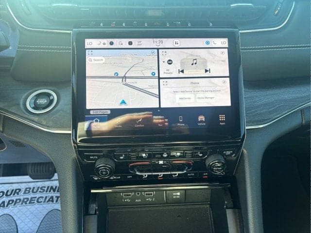 2023 JEEP Grand Cherokee - Thumbnail 15