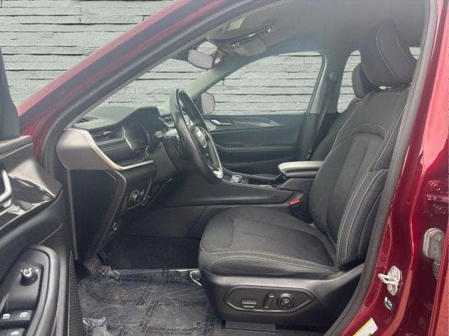 2022 JEEP Grand Cherokee L - Thumbnail 11