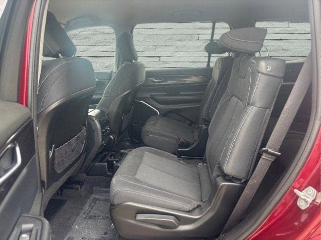 2022 JEEP Grand Cherokee L - Thumbnail 19