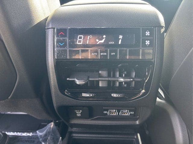 2025 JEEP Grand Cherokee L - Thumbnail 19