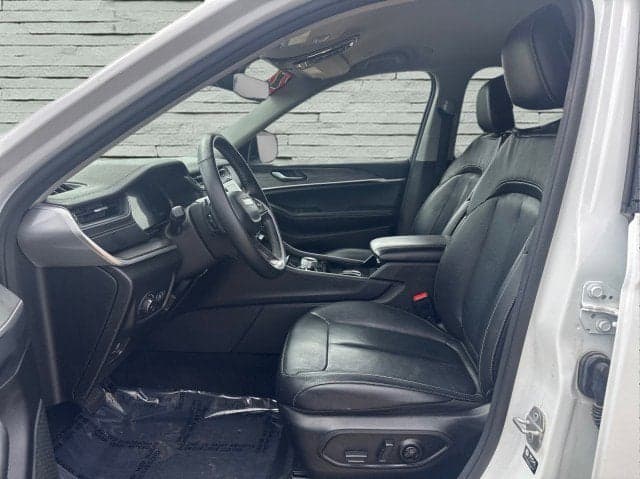 2022 JEEP Grand Cherokee L - Thumbnail 11