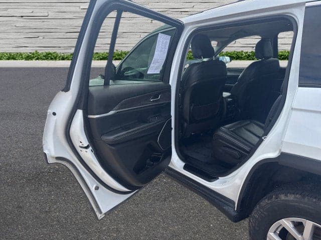 2022 JEEP Grand Cherokee L - Thumbnail 17