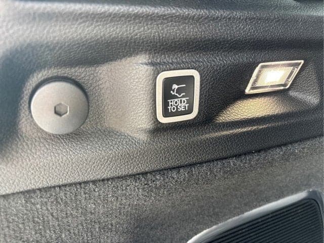 2025 JEEP Grand Cherokee L - Thumbnail 28