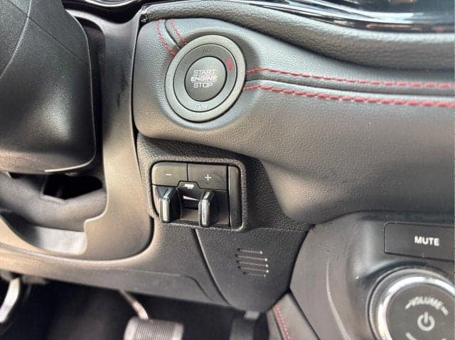 2024 DODGE Durango - Thumbnail 17