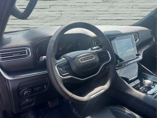 2024 JEEP Wagoneer - Thumbnail 10