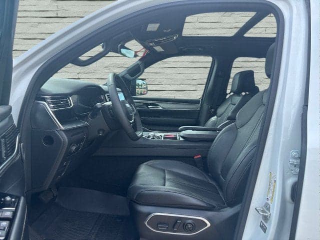 2024 JEEP Wagoneer - Thumbnail 9