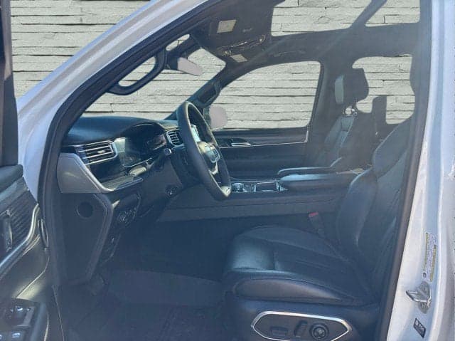 2023 JEEP Wagoneer - Thumbnail 11