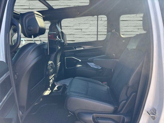 2023 JEEP Wagoneer - Thumbnail 20