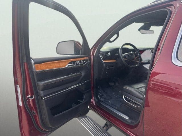 2022 JEEP Grand Wagoneer - Thumbnail 10