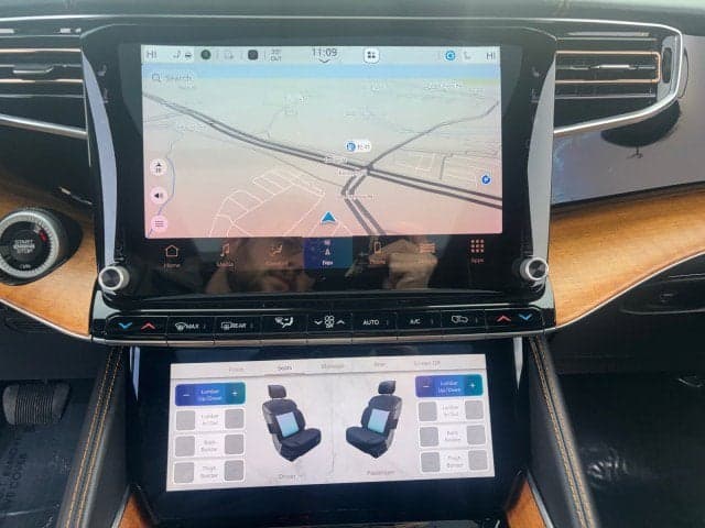 2022 JEEP Grand Wagoneer - Thumbnail 15