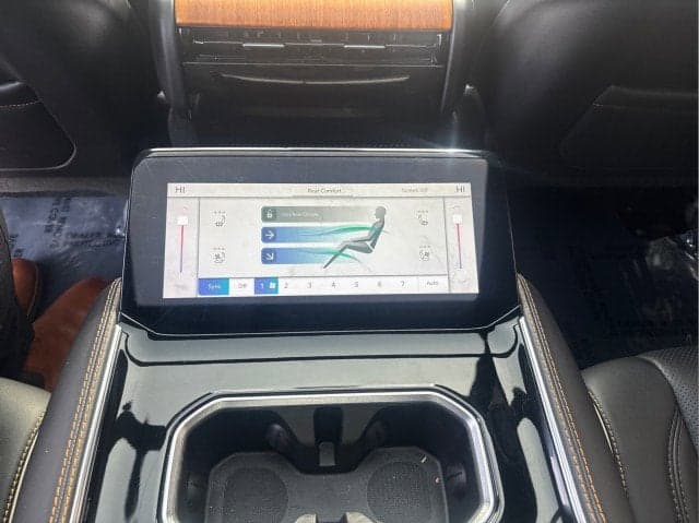 2022 JEEP Grand Wagoneer - Thumbnail 25