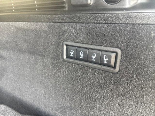 2022 JEEP Grand Wagoneer - Thumbnail 27