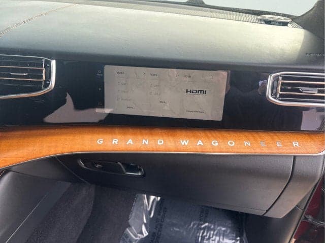 2022 JEEP Grand Wagoneer - Thumbnail 29