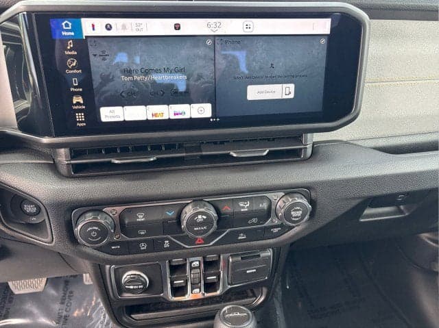 2026 JEEP Gladiator - Thumbnail 11