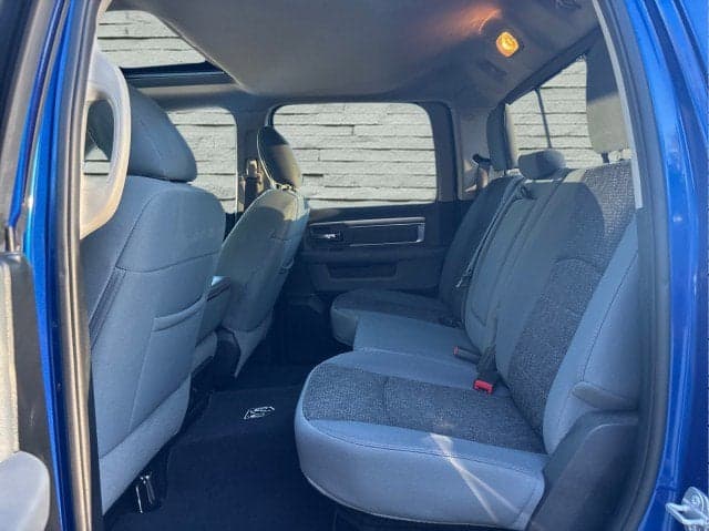 2019 RAM 1500 - Thumbnail 19