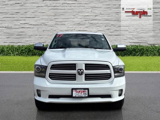 2017 RAM 1500 - Thumbnail 8