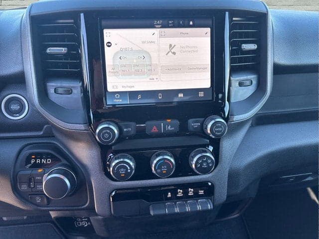 2025 RAM 1500 - Thumbnail 13