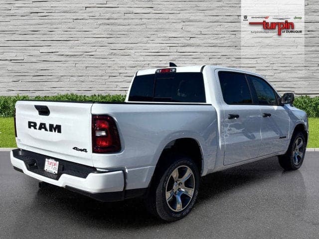 2025 RAM 1500 - Thumbnail 5
