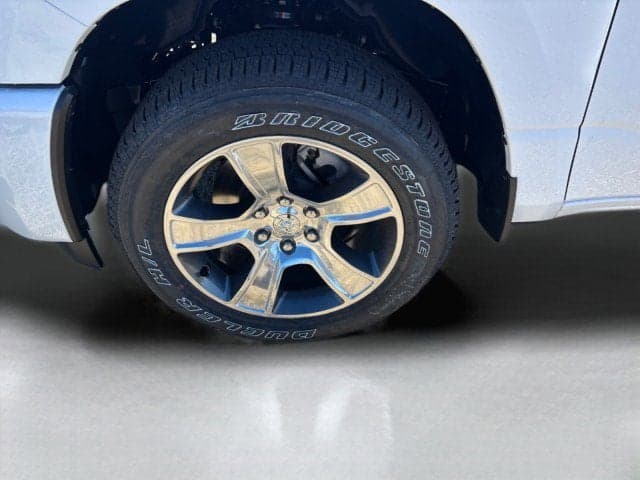 2025 RAM 1500 - Thumbnail 9