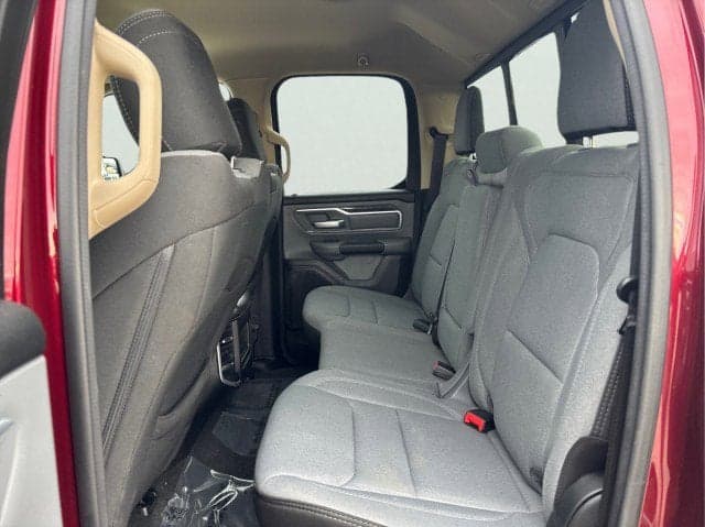 2020 RAM 1500 - Thumbnail 14