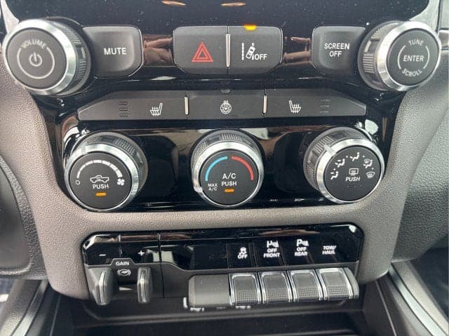 2026 RAM 1500 - Thumbnail 13