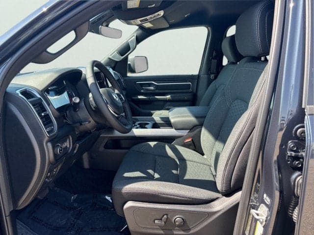 2026 RAM 1500 BIg Horn - Thumbnail 9