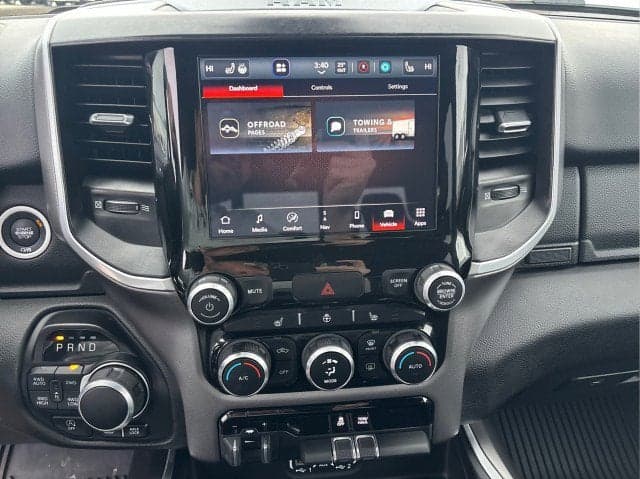 2023 RAM 1500 - Thumbnail 15