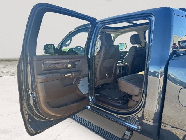 2026 RAM 1500 - Thumbnail 23