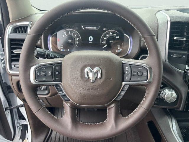 2026 RAM 1500 Laramie - Thumbnail 10