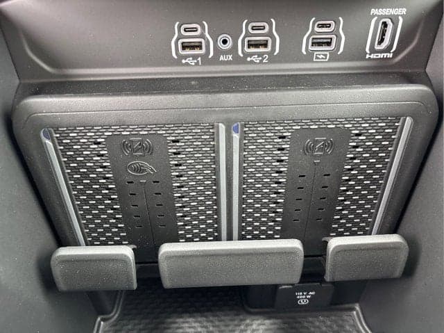 2026 RAM 1500 Laramie - Thumbnail 17