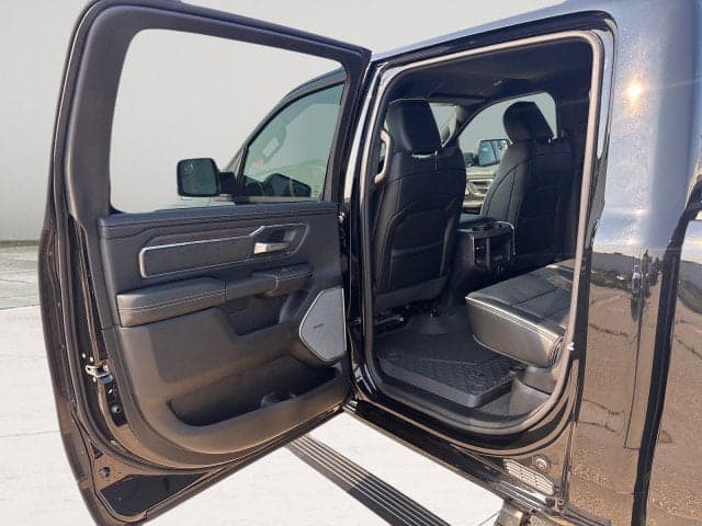 2026 RAM 1500 - Thumbnail 23