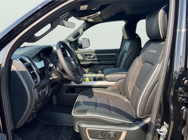 2026 RAM 1500 - Thumbnail 9